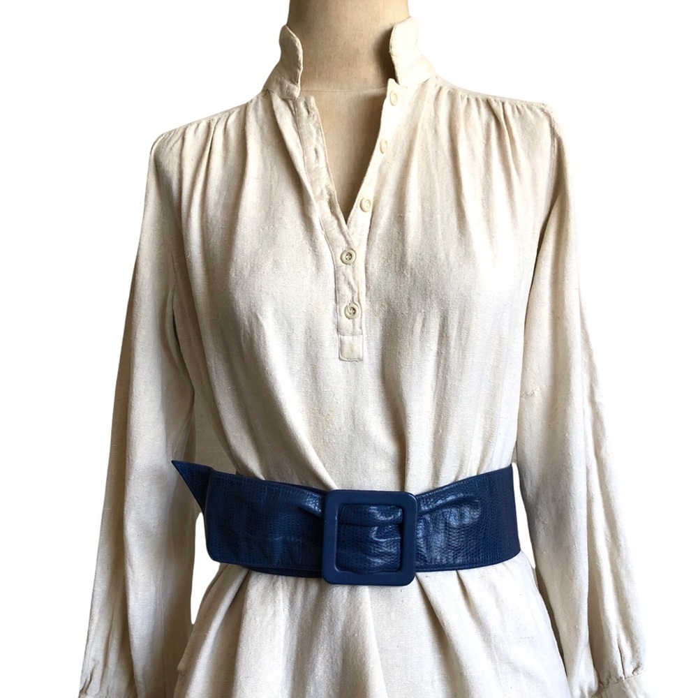 Vintage Astor 80s Wide Blue Leather Belt